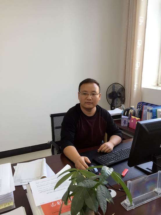 说明: 8DAA1384A9925A786CA9D59801FAC906.png